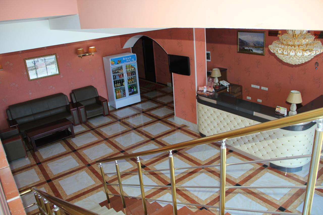 Firuz Hotel Khujand Exterior foto