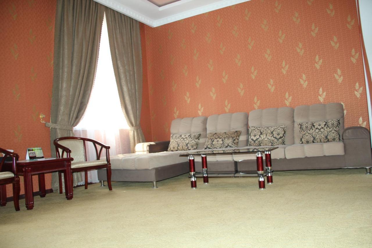 Firuz Hotel Khujand Exterior foto
